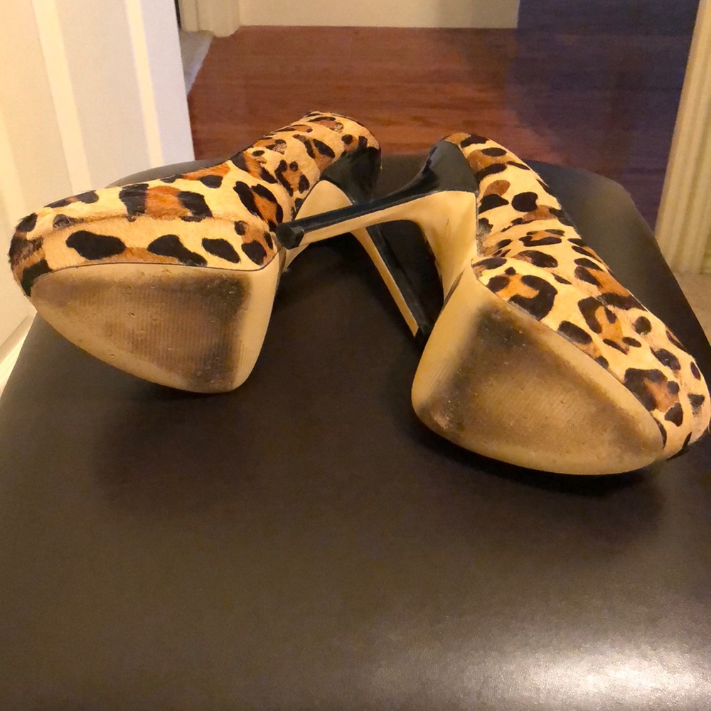 Heels - Picture 2 of 4